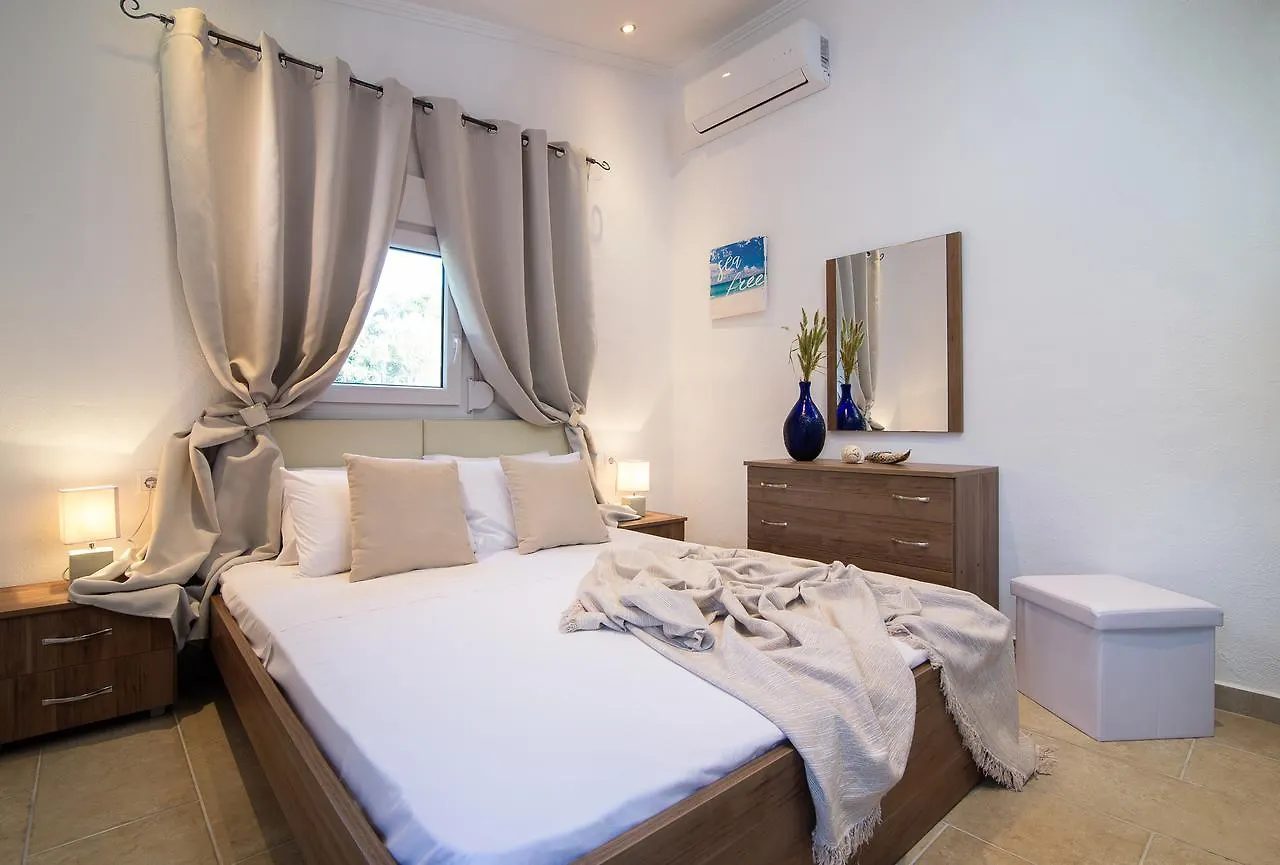 Caretta Village Toroni Apartment